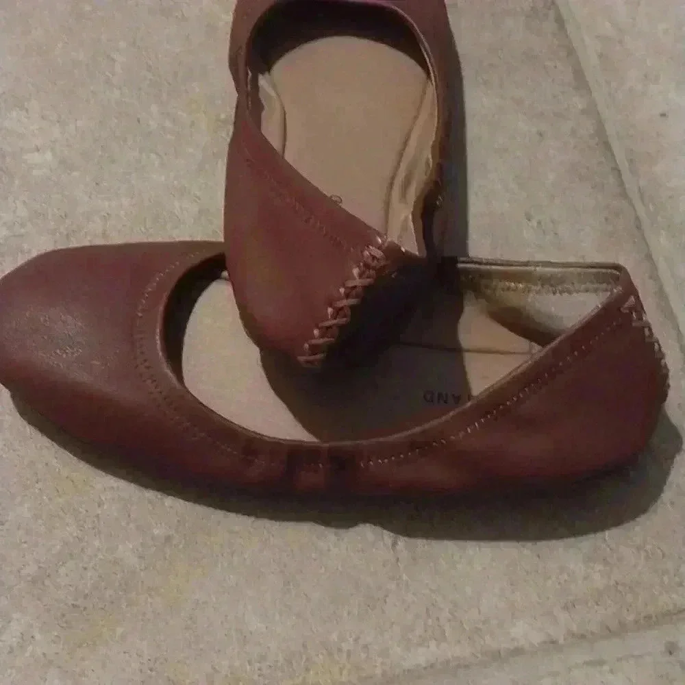 Lucky Brand Emmie Ballet  Stitched Back Flat Size 3.5